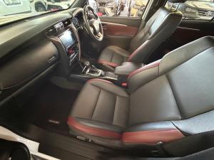 Toyota Fortuner 2.8GD-6 48V VX - Image 7