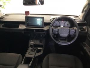 Toyota Hilux 2.8GD-6 double cab SRX 4x4 - Image 6