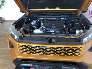 Toyota Hilux 2.8GD-6 double cab SRX 4x4 - Image 12