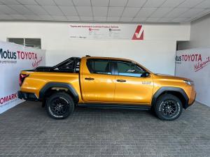 Toyota Hilux 2.8GD-6 double cab Raider 4x4 - Image 3