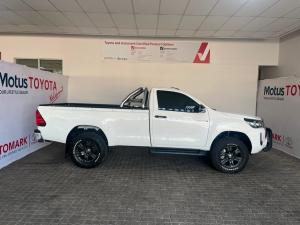 Toyota Hilux 2.4GD-6 single cab 4x4 Raider manual - Image 3