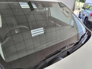 Toyota Hilux 2.4GD-6 double cab 4x4 SR - Image 14