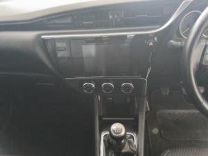 Toyota Corolla Quest 1.8 Prestige - Image 15
