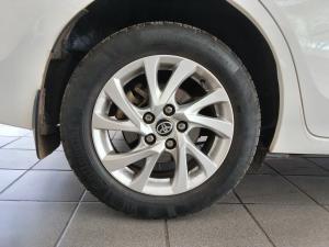 Toyota Corolla Quest 1.8 Prestige - Image 20