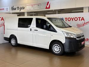 Toyota Quantum 2.8 LWB crew cab manual - Image 1