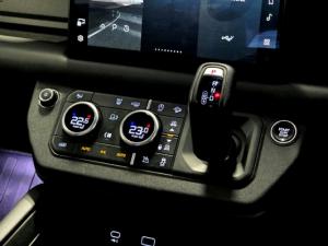 Land Rover Defender 110 D300 X-Dynamic HSE - Image 15