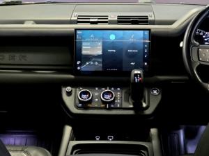 Land Rover Defender 110 D300 X-Dynamic HSE - Image 16
