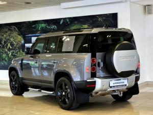 Land Rover Defender 110 D300 X-Dynamic HSE - Image 7