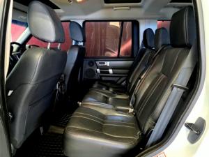Land Rover Discovery SDV6 Graphite - Image 10