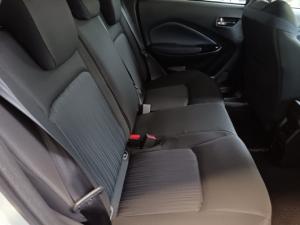 Suzuki Baleno 1.5 GLX manual - Image 7