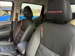 Nissan Navara 2.5DDTi double cab Pro-4X 4x4 Warrior - Image 10