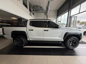 Mitsubishi Triton 2.4DI-D Bi-Turbo double cab 4x4 - Image 2