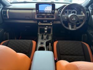Mitsubishi Triton 2.4DI-D Bi-Turbo double cab 4x4 - Image 5
