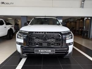 Mitsubishi Triton 2.4DI-D Bi-Turbo double cab 4x4 - Image 8