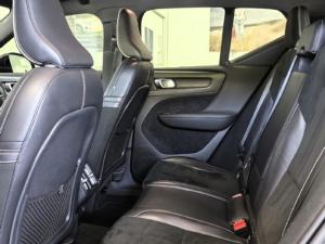 Volvo XC40 T5 AWD R-Design - Image 11