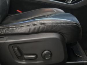 Volvo XC40 T5 AWD R-Design - Image 16
