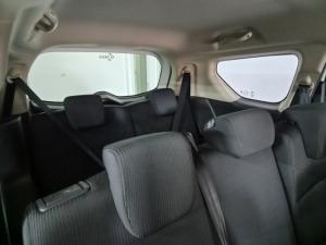 Suzuki Ertiga 1.5 GA - Image 8