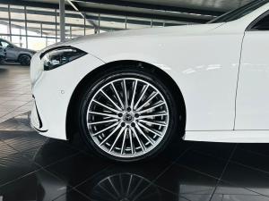 Mercedes-Benz C-Class C200 Avantgarde - Image 16