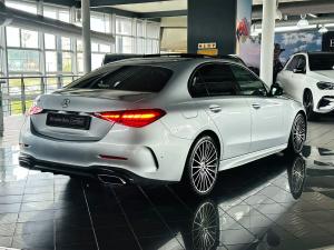Mercedes-Benz C-Class C200 Avantgarde - Image 2
