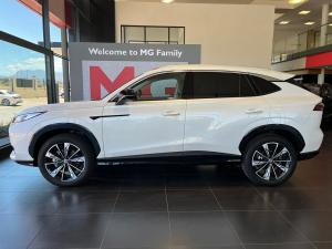 MG HS 2.0T Luxury - Image 2