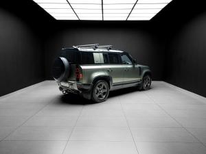 Land Rover Defender 110 P400e X-Dynamic HSE - Image 12