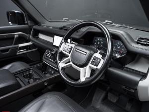 Land Rover Defender 110 P400e X-Dynamic HSE - Image 20