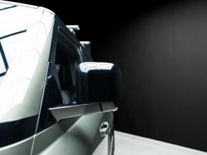 Land Rover Defender 110 P400e X-Dynamic HSE - Image 6
