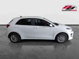 Kia Rio hatch 1.2 LS - Image 10
