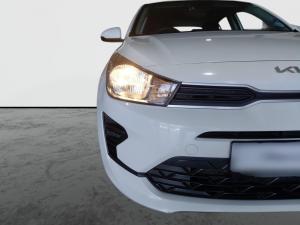 Kia Rio hatch 1.2 LS - Image 3