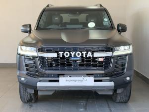 Toyota Land Cruiser 300 3.5T GR-Sport - Image 2