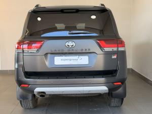 Toyota Land Cruiser 300 3.5T GR-Sport - Image 6
