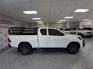 Toyota Hilux 2.4GD-6 Xtra cab Raider auto - Image 3