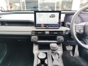 Toyota RAV4 2.5 HEV GX E-Four - Image 16