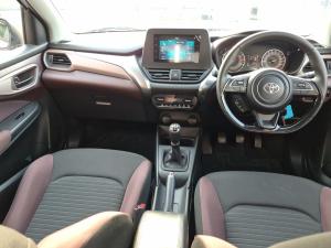 Toyota Starlet Cross 1.5 XS manual - Image 6
