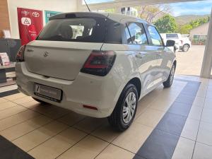 Suzuki Swift 1.2 GL - Image 2