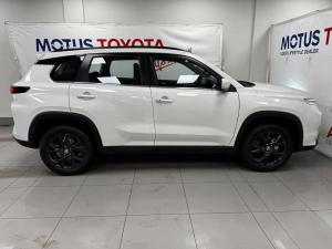 Toyota Urban Cruiser 1.5 XR manual - Image 3