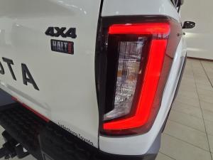 Toyota Hilux 2.8GD-6 double cab Raider 4x4 - Image 20