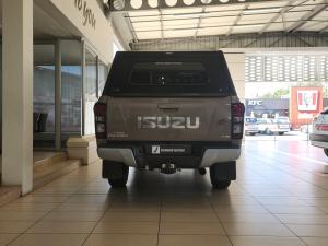 Isuzu KB 250D-Teq double cab LE - Image 5
