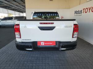 Toyota Hilux 2.4GD-6 double cab Raider manual - Image 5