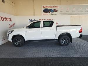 Toyota Hilux 2.4GD-6 double cab Raider manual - Image 9