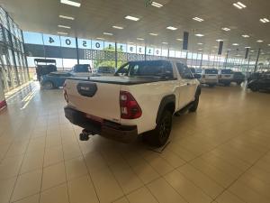 Toyota Hilux 2.8GD-6 Xtra cab 4x4 Legend auto - Image 2