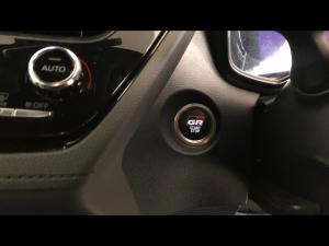 Toyota Corolla Cross 1.8 Hybrid GR-Sport - Image 16