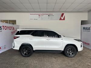 Toyota Fortuner 2.8GD-6 4x4 GR-Sport - Image 3