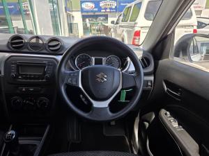 Suzuki Vitara 1.6 GL - Image 8