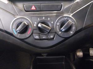 Toyota Starlet 1.4 XS - Image 14