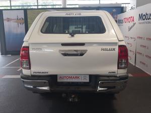 Toyota Hilux 2.4GD-6 double cab 4x4 Raider X manual - Image 5