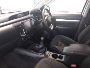 Toyota Hilux 2.4GD-6 double cab 4x4 Raider X manual - Image 7