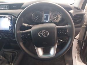 Toyota Hilux 2.4GD-6 double cab 4x4 Raider X manual - Image 8