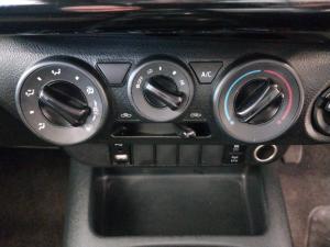 Toyota Hilux 2.4GD-6 double cab 4x4 Raider X manual - Image 15