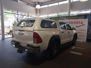 Toyota Hilux 2.4GD-6 double cab 4x4 Raider X manual - Image 2